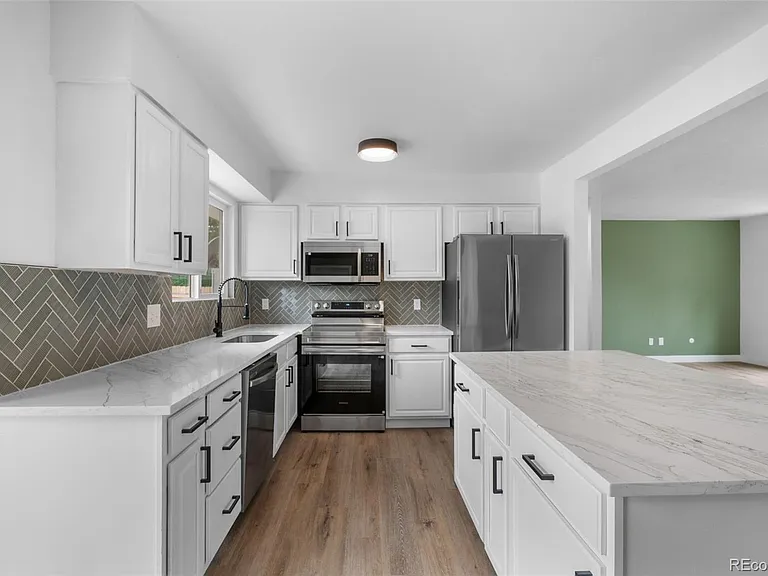 15974 E Baltic Pl — Photo 8