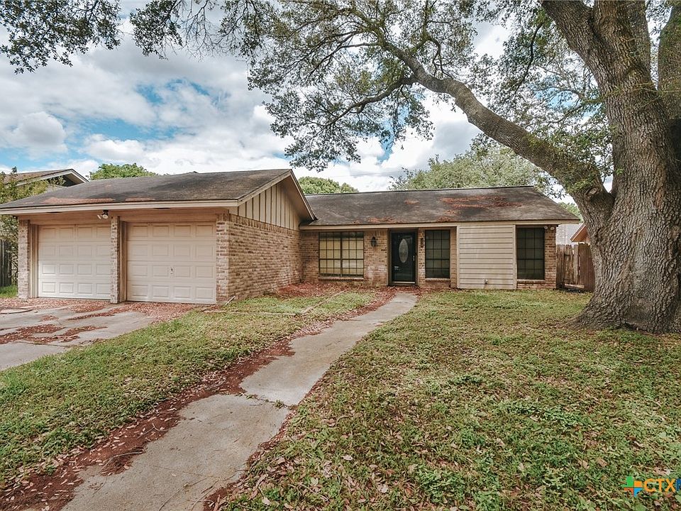 1st image of 220 Navajo Dr