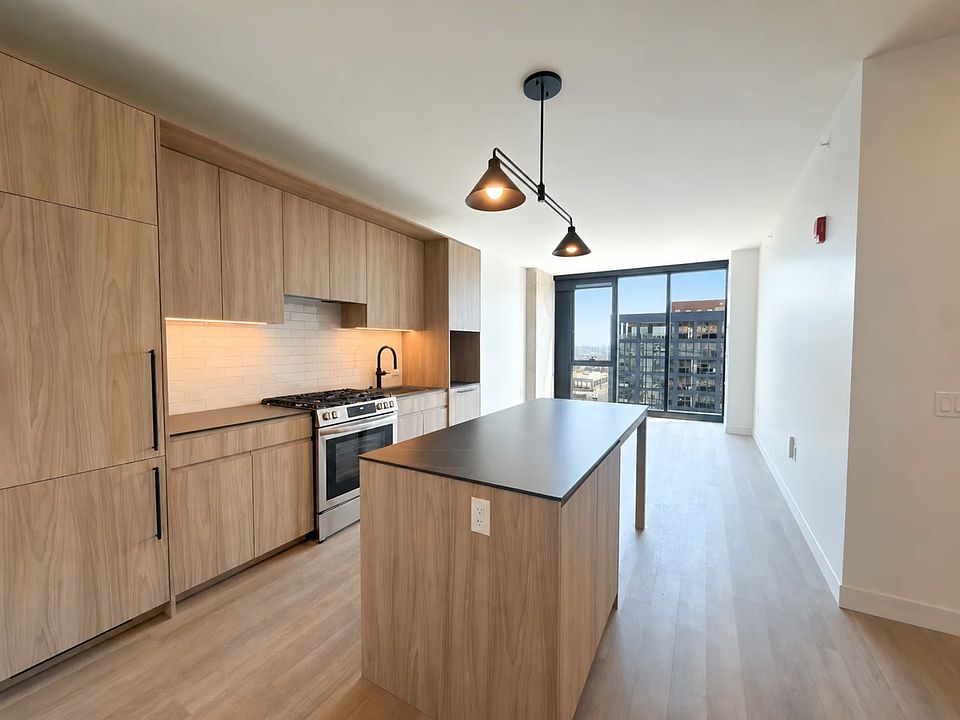 1st image of 1356 W Lake St #2110