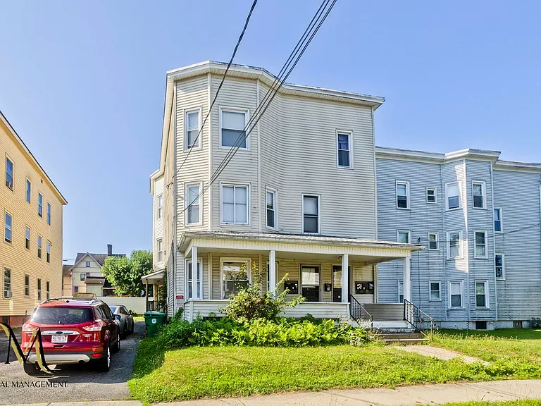 44-46 Ames Ave — Photo 19