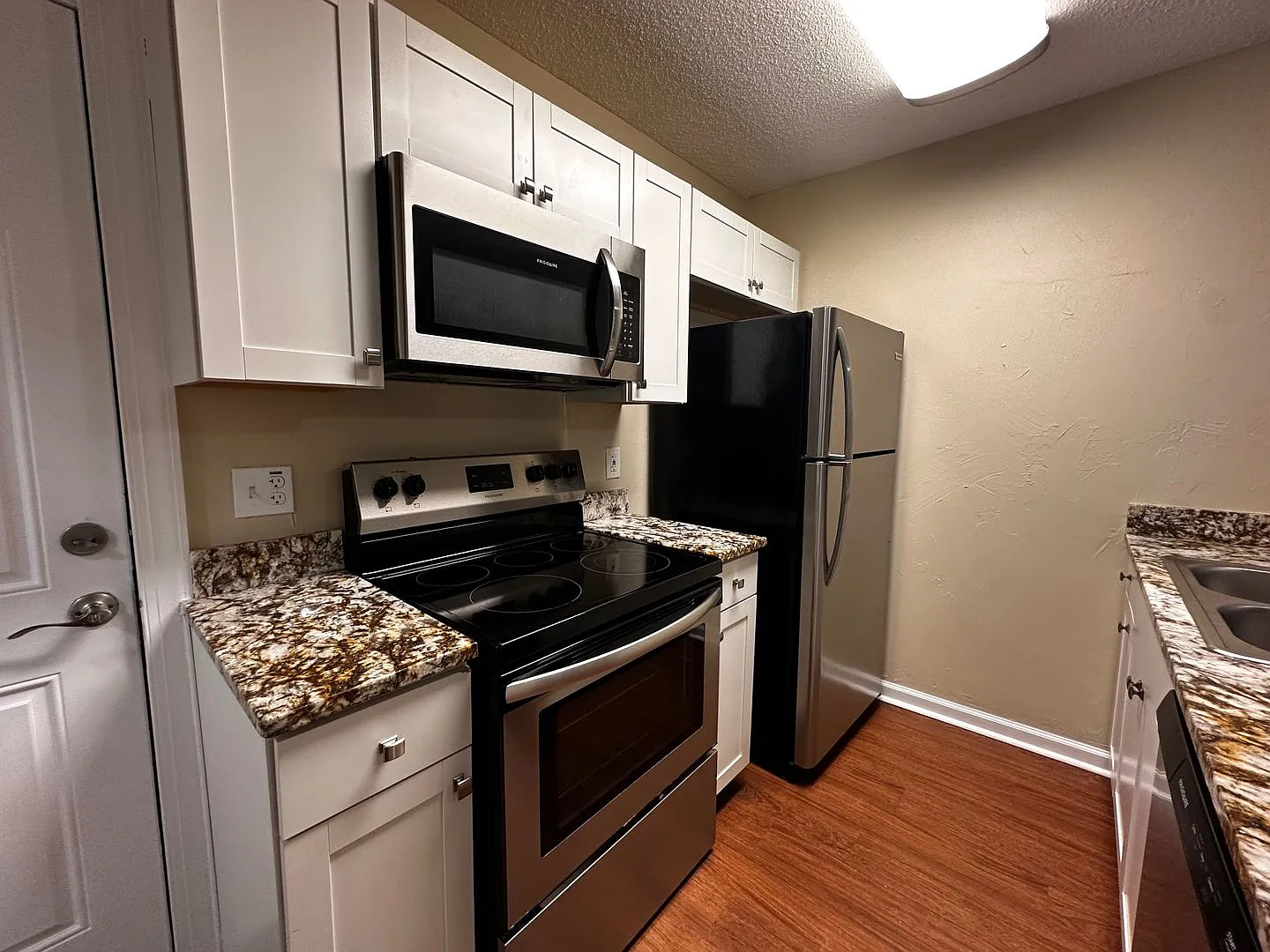 797 Timberway Court- Available Now for Immediate Move In — Photo 3