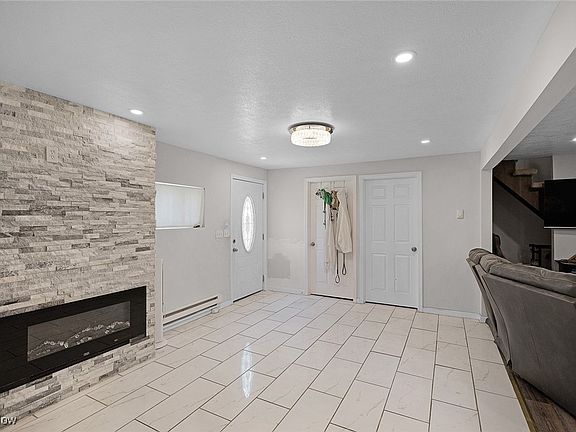 4th image of 1511 Nevada Ave