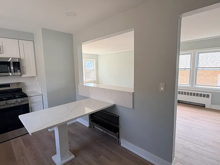 2724 W Summerdale Ave #2 — Photo 9