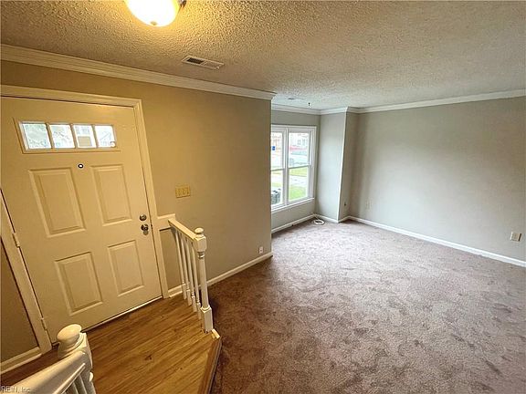 2nd image of 814 Foxmoore Ct