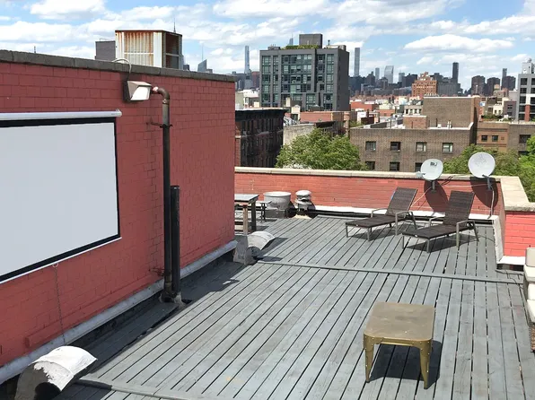 120 Ridge St APT 4B, New York, NY 10002