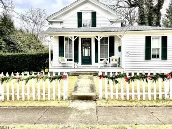 9 College St, Poland, OH 44514