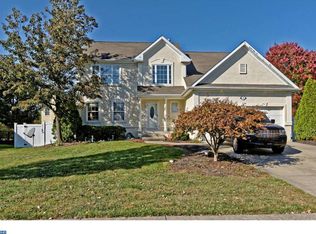 8 Equestrian Ln, Cherry Hill, NJ 08003