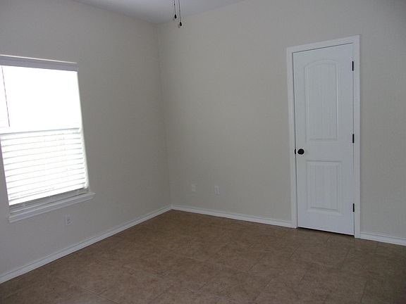 4th image of 8318 Serenity Ct