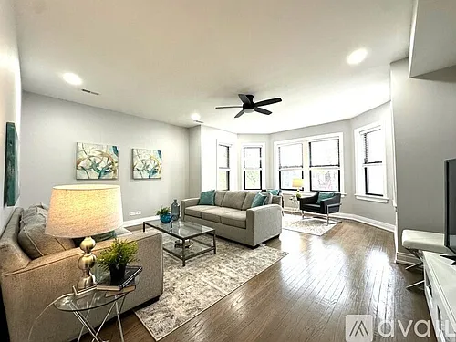 2853 W Palmer St #1W Photo 1