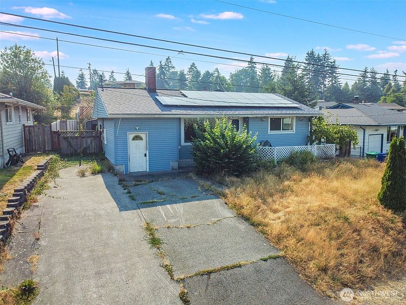 2nd image of 232 Bridgeway