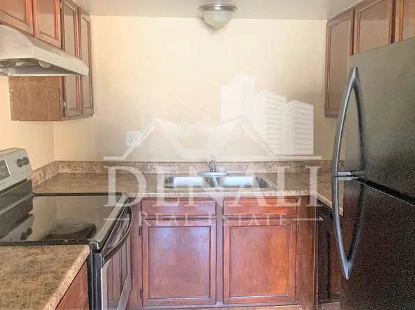 2804 N 43rd Ave APT D, Phoenix, AZ 85009