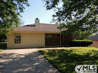 608 W Embry St, Decatur, TX 76234