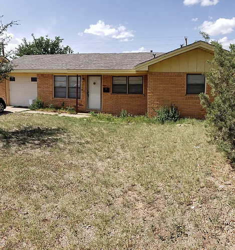 4906 6th St Photo 1