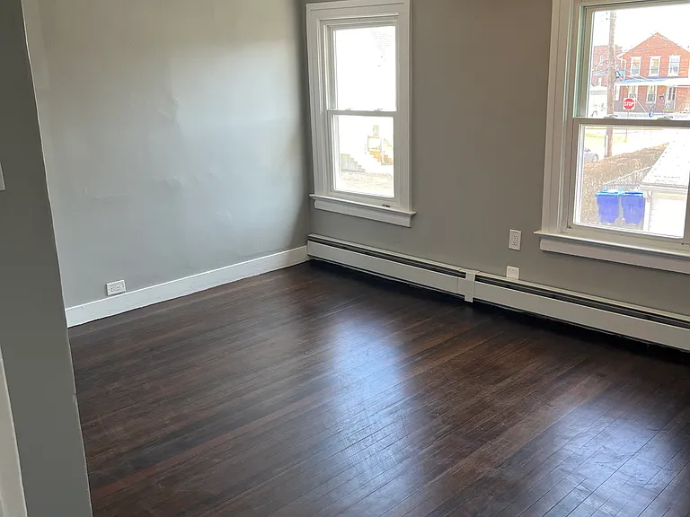15 Goodyear Ave #2 — Photo 7