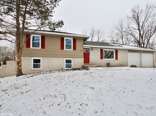 7219 NW Coronado St, Kansas City, MO 64152