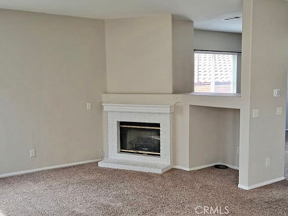 5th image of 6061 La Costa Pl
