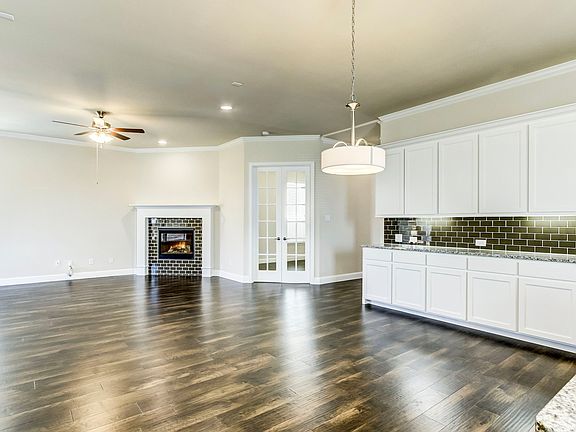 Open dining area