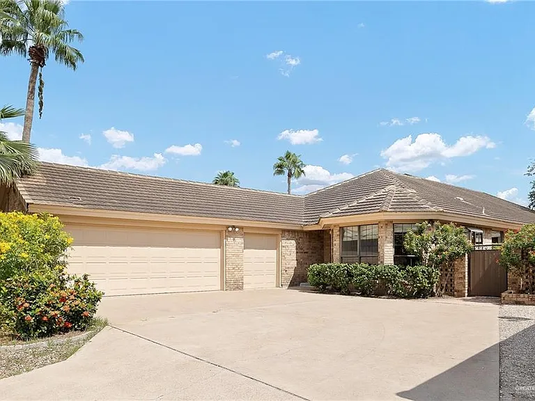 812 Rio Grande Dr — Photo 1