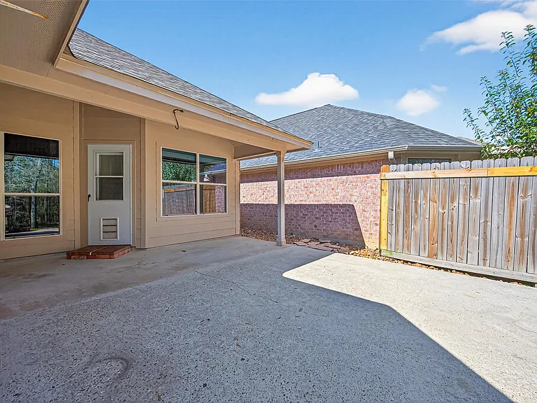 10542 Parkside Dr — Photo 34