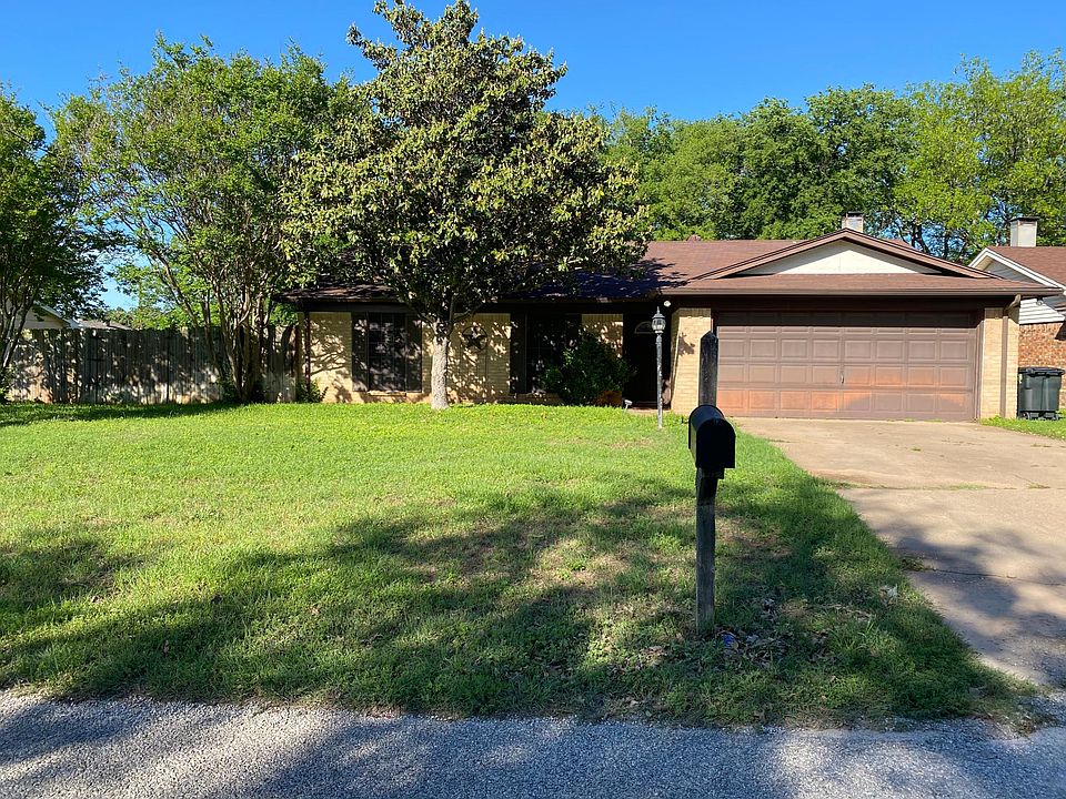 1st image of 605 Whisperview Cir
