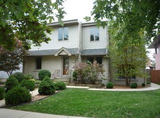 6813 Church St, Morton Grove, IL 60053