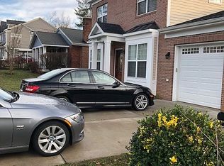 10005 Clue Dr, Bethesda, MD 20817