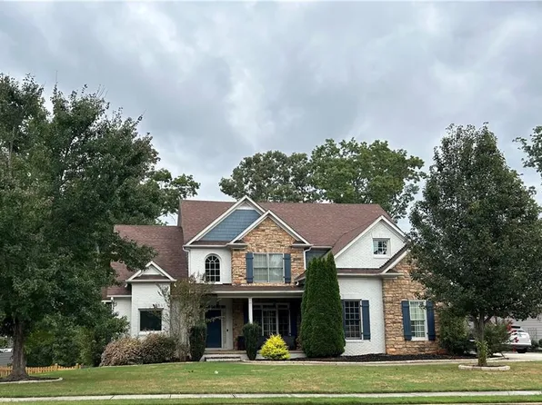 355 Hanover Dr, Villa Rica, GA 30180