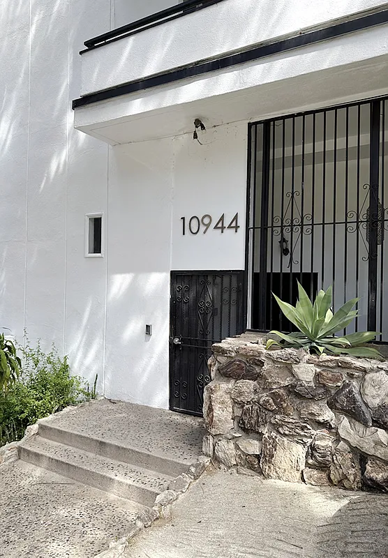2 bed, $3,975 — Photo 2