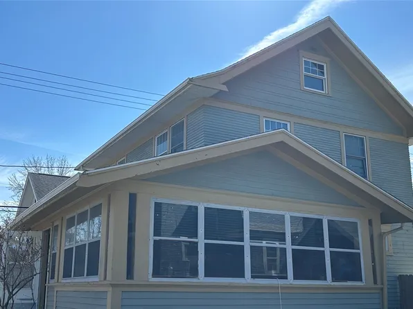335 19th St SE, Cedar Rapids, IA 52403