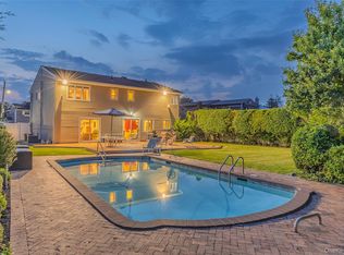 3503 Steven Rd, Baldwin, NY 11510