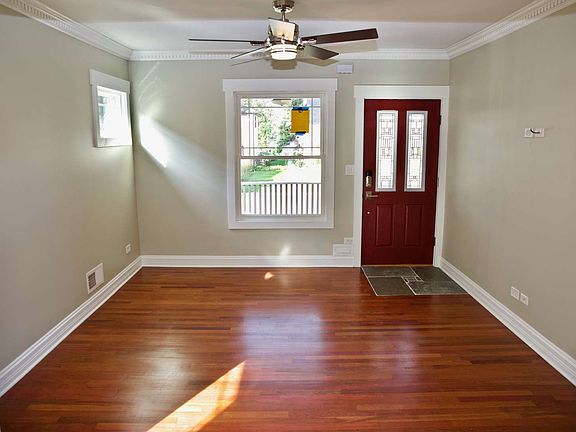 4th image of 3131 Sunnyside Ave