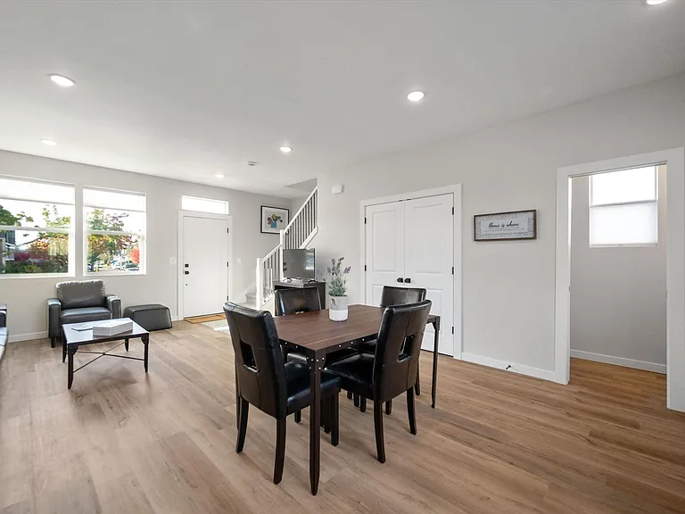 Brand New Newberg Homes- Up to 1 Month Free! — Photo 39