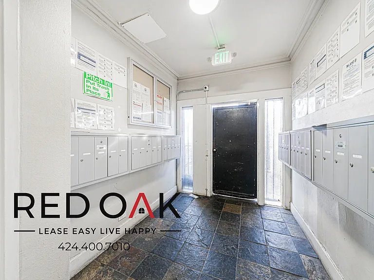 816- 822 S Park View St — Photo 42