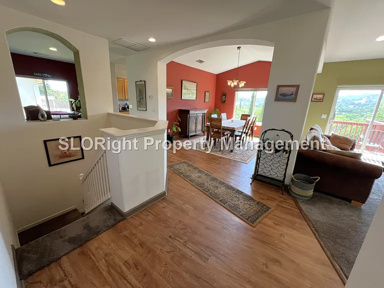 1527 Via Briza Ct — Photo 3