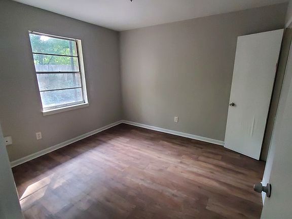 4th image of 607 E McLemore Ave APT 15