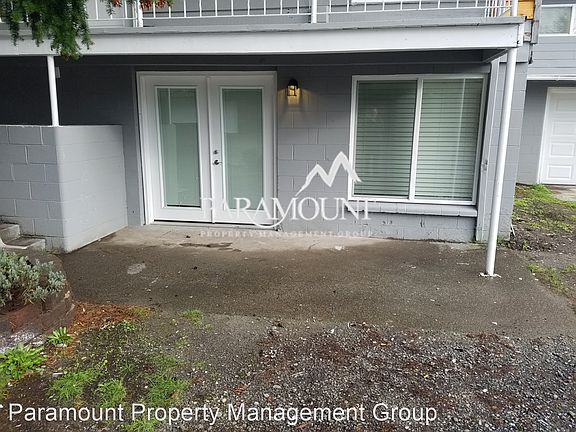 2nd image of 1336 Marine Dr #B
