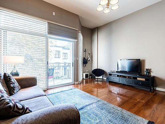 5th image of 711 Cosmopolitan Dr NE Unit 121
