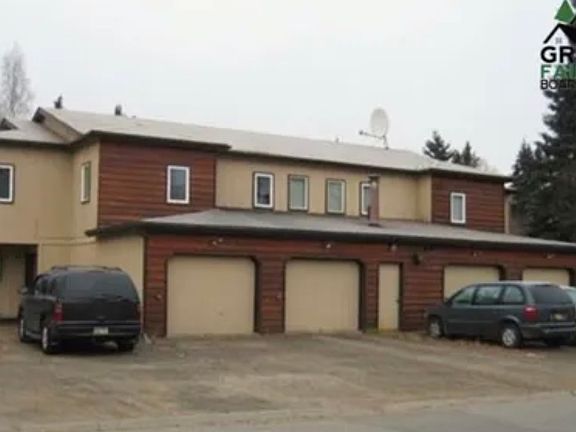 2nd image of 160 Syracuse Ct APT 2