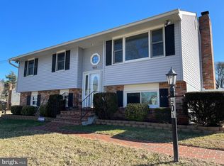 901 Stewart Ave, Glen Burnie, MD 21061