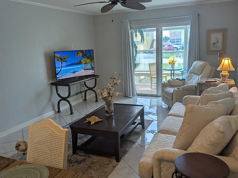1166 Bayshore Dr — Photo 10