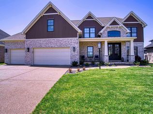 8895 Angel Dr, Newburgh, IN 47630