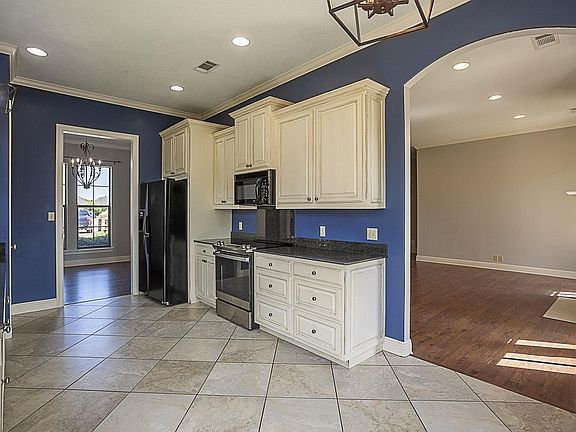 5th image of 2450 N Bourque Ct
