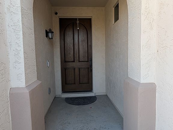 2nd image of 239 E Horseshoe Dr