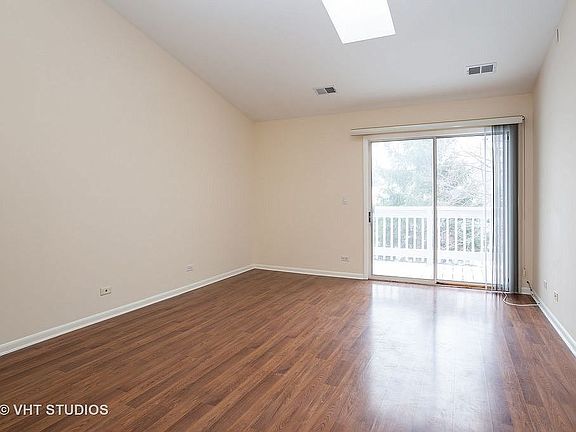 2nd image of 321 Pembroke Ct