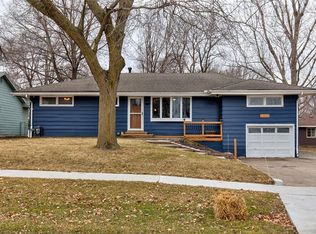 2004 Sycamore St, Granger, IA 50109
