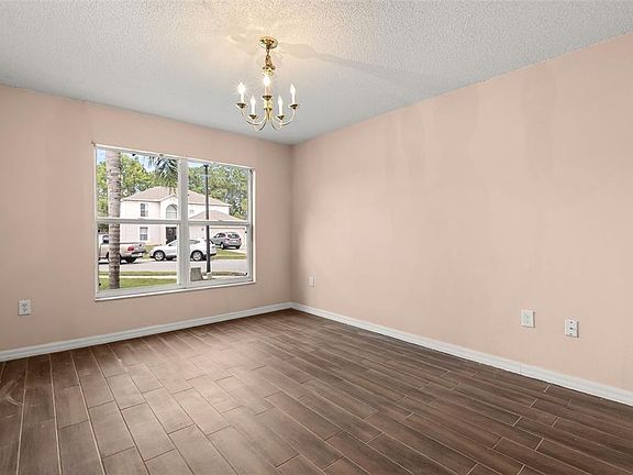 5th image of 4232 Stonefield Dr