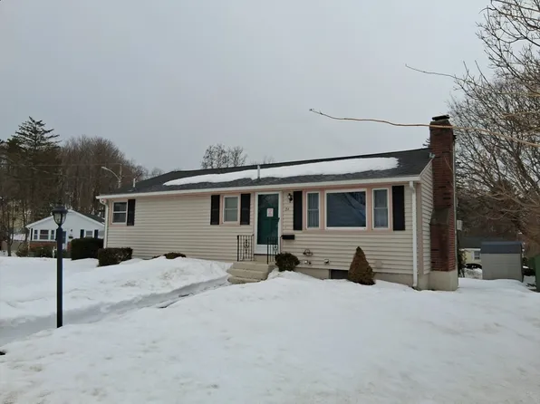 34 Brigham Ave, Marlborough, MA 01752