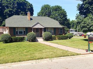 4600 Elizabeth Rd, Lansing, MI 48917