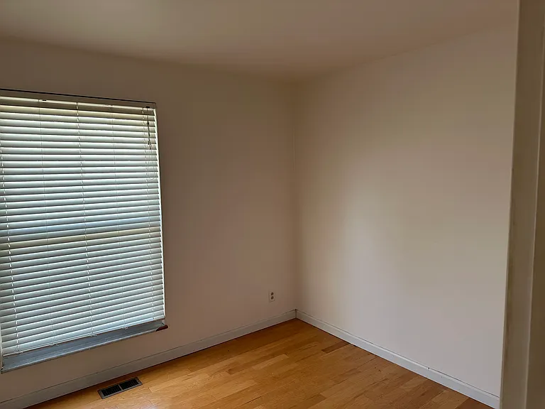 12 Debbie Dr — Photo 12