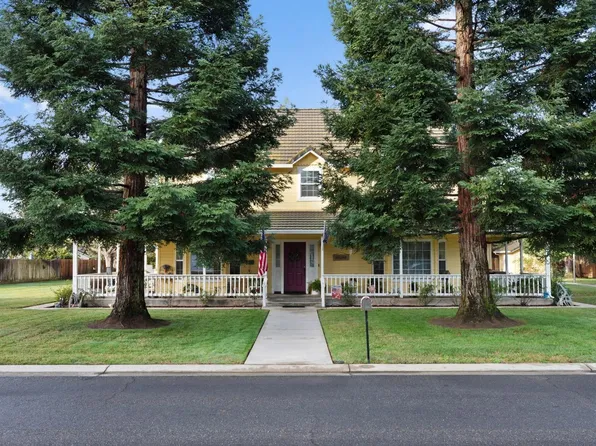 9917 Oak Knoll Dr, Oakdale, CA 95361